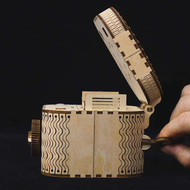 Schatzkiste aus Holz